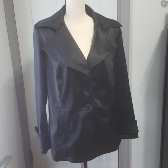 Lane Bryant Jackets & Blazers - Lane Bryant Sateen Jacket size 16
